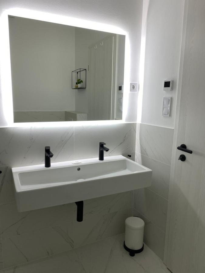 Opustisza7 Apartman Tiszafüred Esterno foto